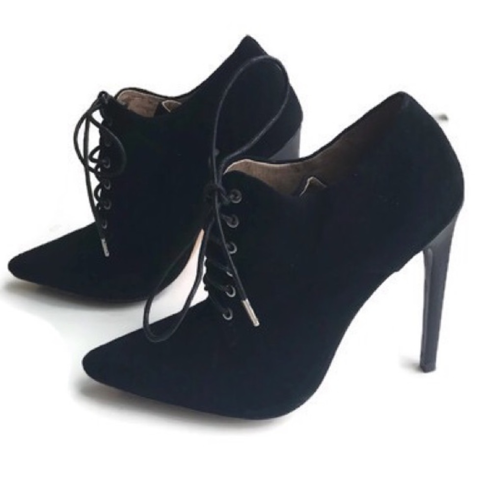 L.A.M.B Isabella Black Booties Size 6
